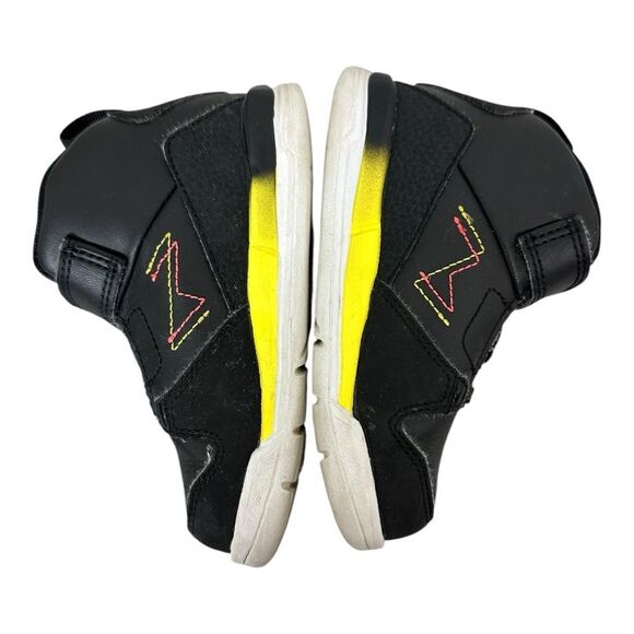 JORDAN SC 3 BLACK YELLOW 2014 toddler size 7 - Picture 3 of 6